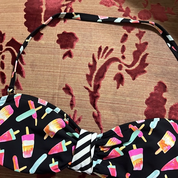 Juicy couture Bathing suit top - Picture 3 of 6